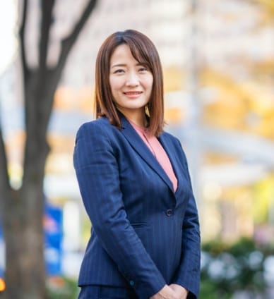 フィールドで働く人