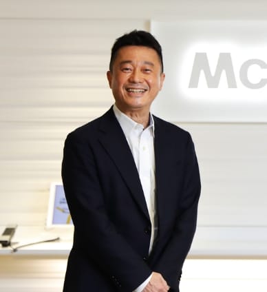 フィールドで働く人